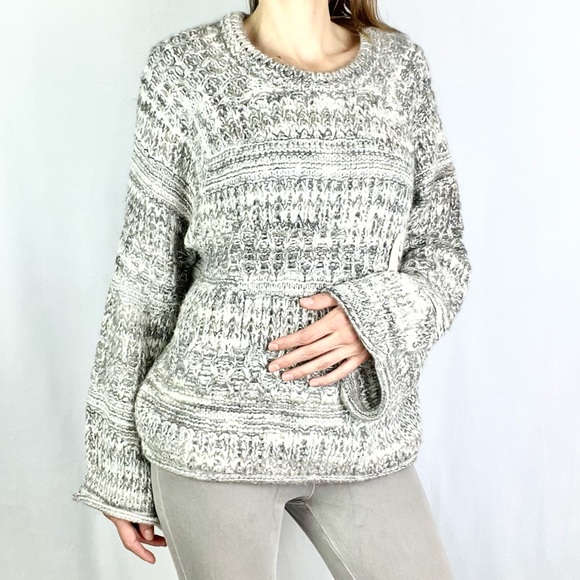 UNIVERSAL THREAD |🧶 Gray White Super Chunky Oversized Thick Knit Sweater ✨NWT!✨ - Picture 1 of 9